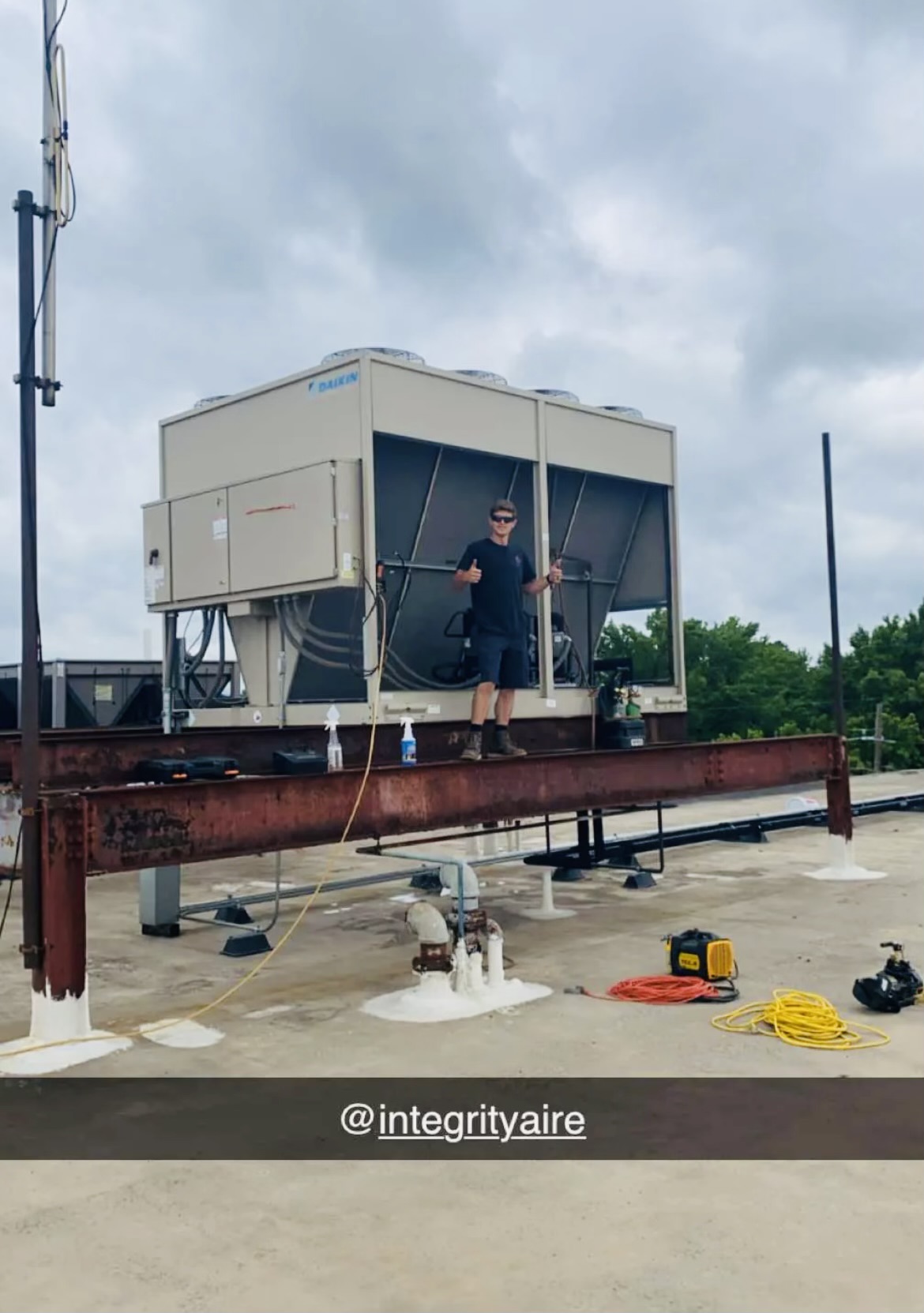 Ever seen an A/C unit THIS BIG???!!?? AC repair in St. Louis, Missouri 